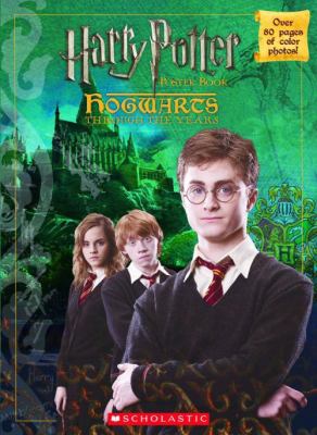 Harry Potter poster book : Hogwarts through the years.